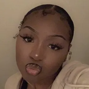 Nia Jones