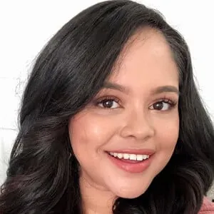 Evelyn Lorenzana