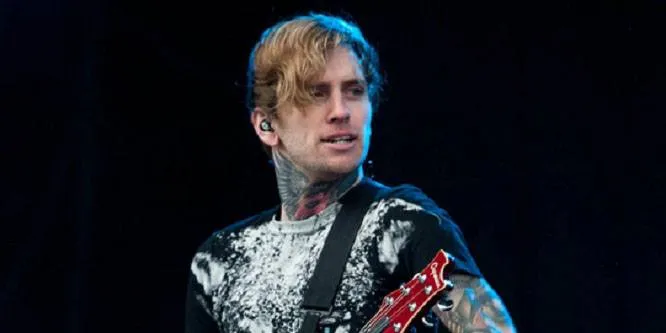Jona Weinhofen