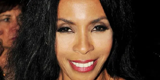 Khandi Alexander