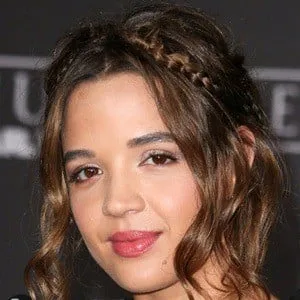 Georgie Flores