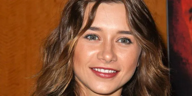 Olesya Rulin