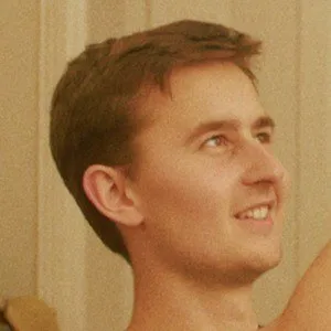 Simon Cade