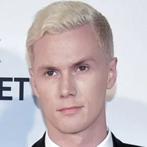 Barron Hilton II (Instagram Star)