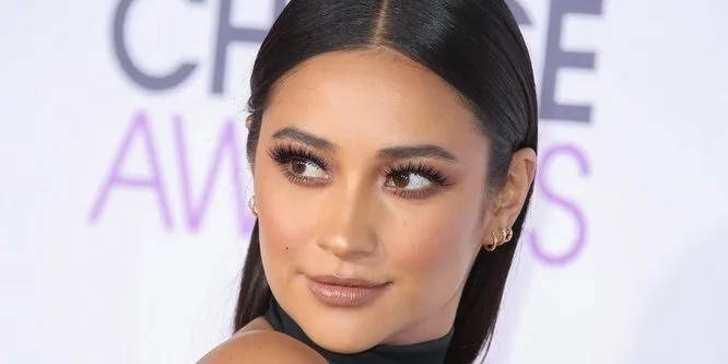 Shay Mitchell