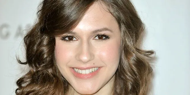 Erin Sanders