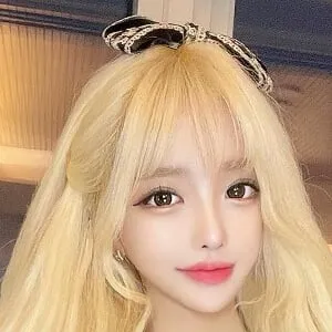Lee Seo Young