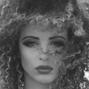 Shi Scott