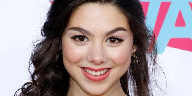 Kira Kosarin