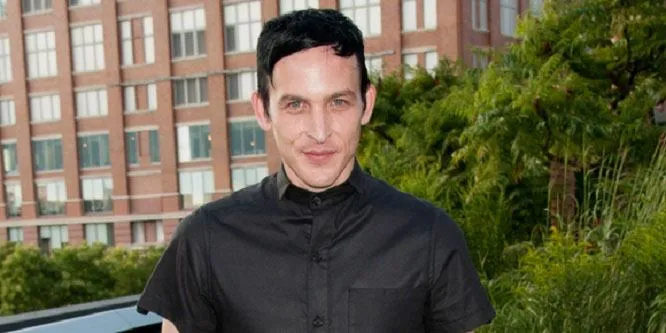 Robin Lord Taylor