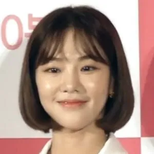 Ji-eun Han