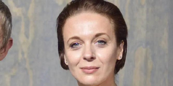 Amanda Abbington