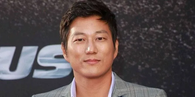 Sung Kang