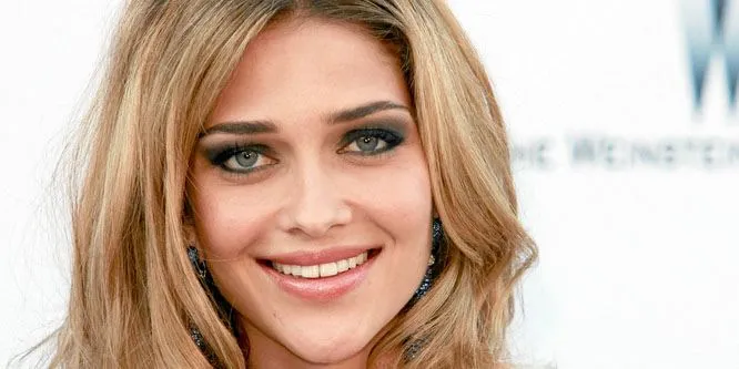 Ana Beatriz Barros