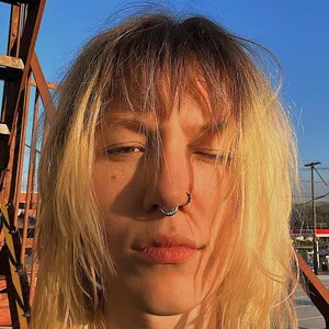 Bella Challis