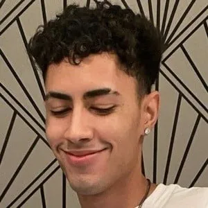 Giovanni Rivera (YouTube Star)
