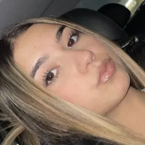 Mia Paris