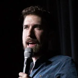 Alex Fernández (Comedian)