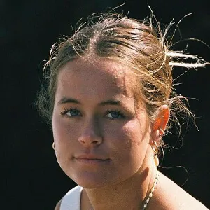Ella Busch