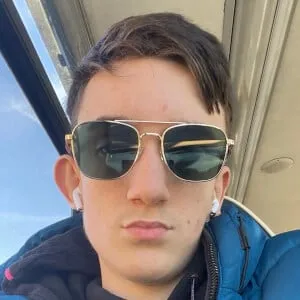 Owain Gilmour (Instagram Star)