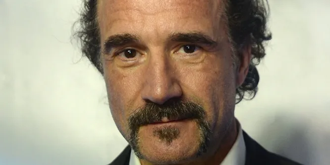 Elias Koteas