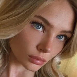 Roxanne Sanderson