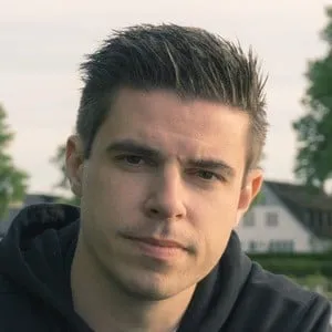 Niki Topgaard