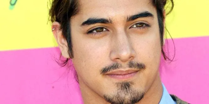 Avan Jogia