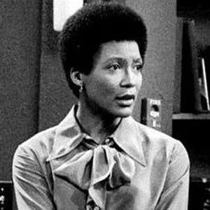 Olivia Cole