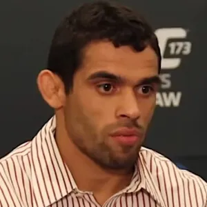 Renan Barao