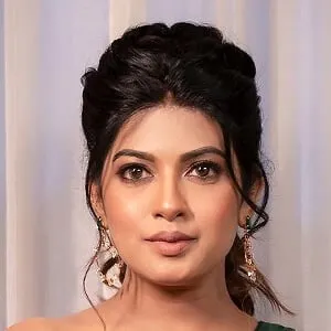Dhanashri Kadgaonkar