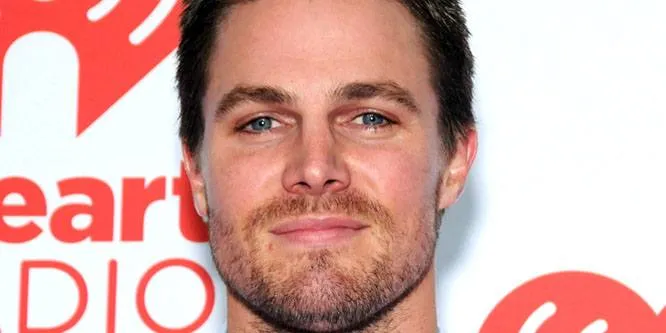 Stephen Amell