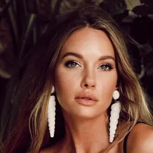 Paula Dhier