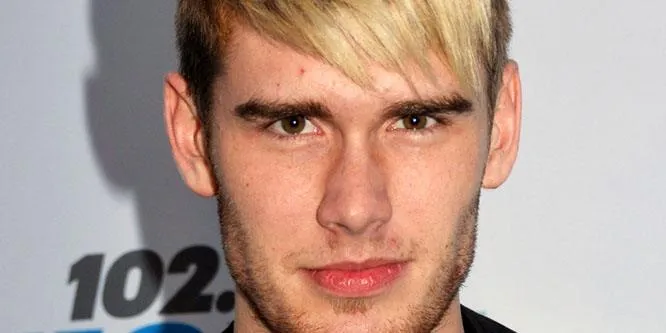 Colton Dixon