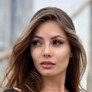 Andrea Caro