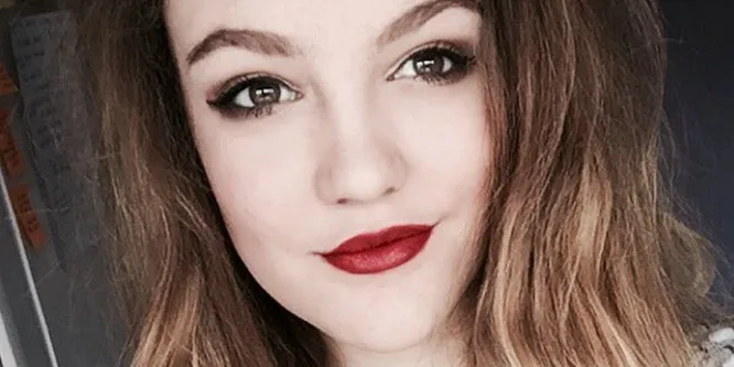 Molly Thompson (YouTube Star)