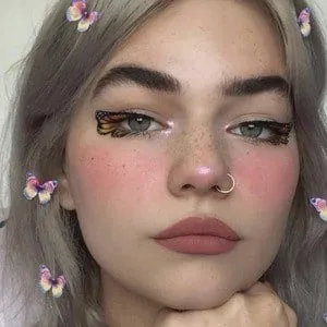 Elise Platt