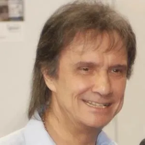 Roberto Carlos (World Music Singer)
