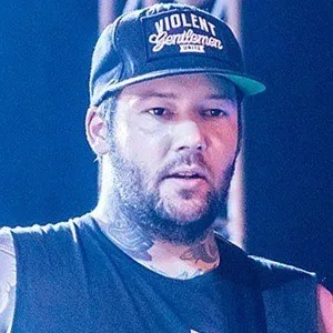 Zach Johnson (Guitarist)