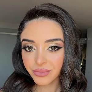 Veronica B