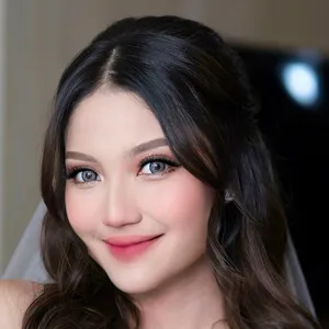 Mirriam Eka