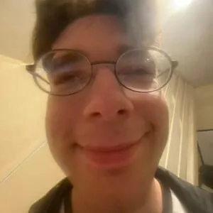Tom Bell (YouTube Star)