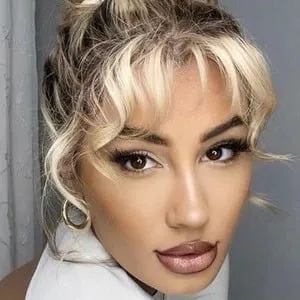 Rosa Rose
