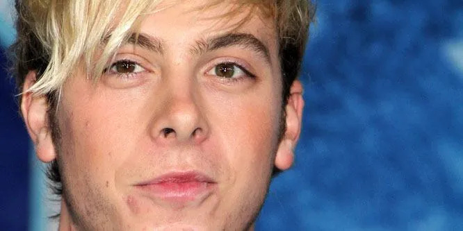 Riker Lynch