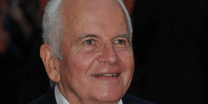 Ian Holm