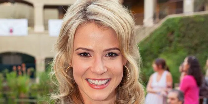 Linsey Godfrey
