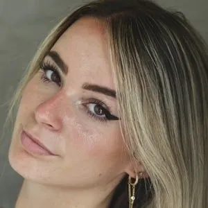 Kaitlyn Krems