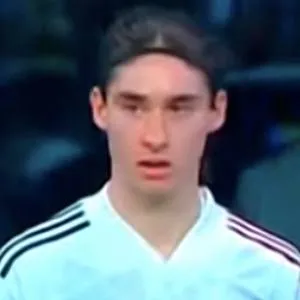 Marcelo Flores