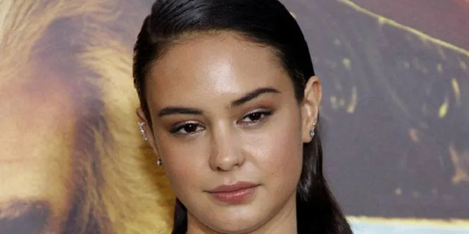 Courtney Eaton
