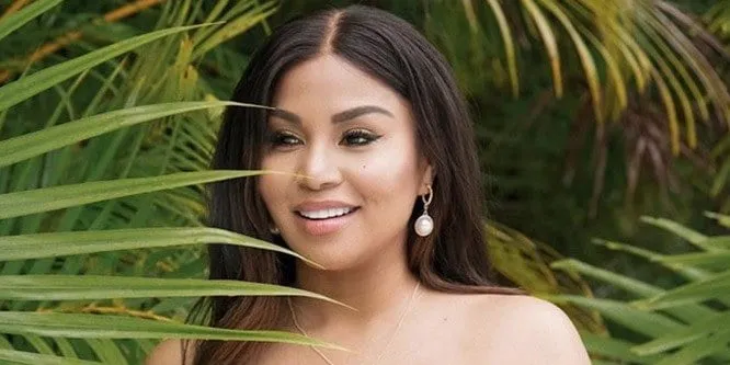 Dolly Castro